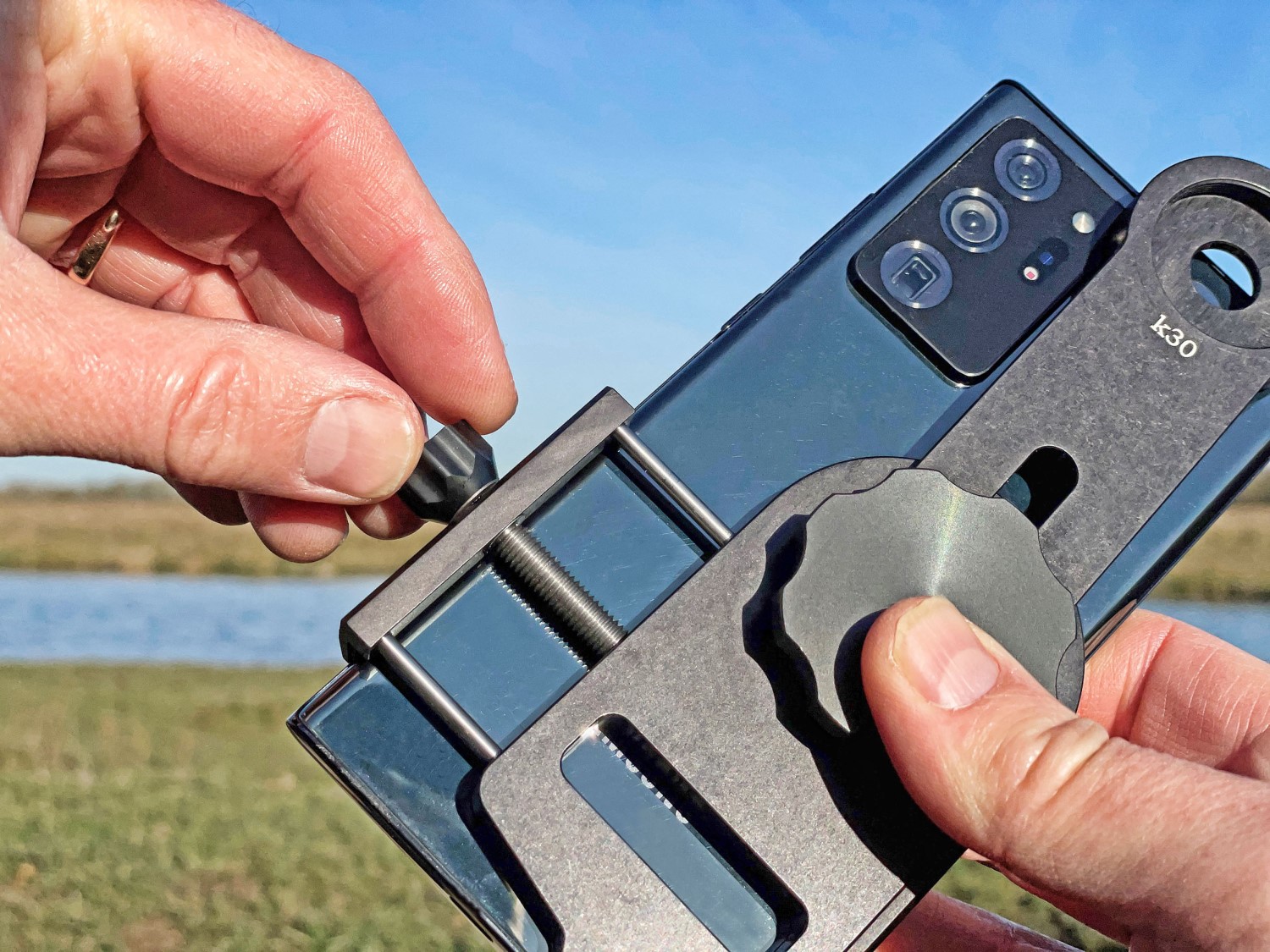 Smartoscope vario adapter for smarphone digiscoping